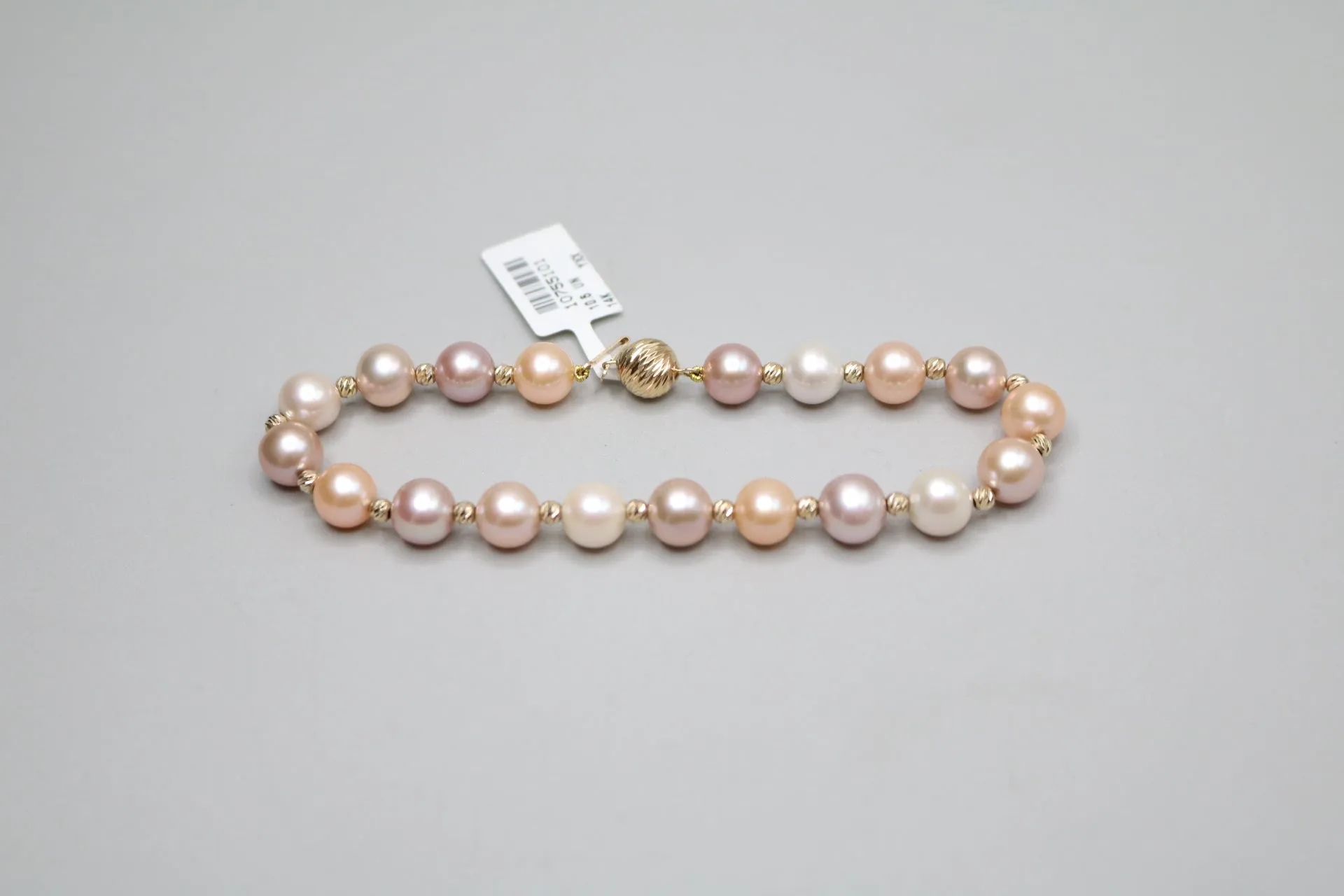 14K Yellow Gold Freshwater Pearl Bracelet (19.5 centimeters or 7.5 Inches)