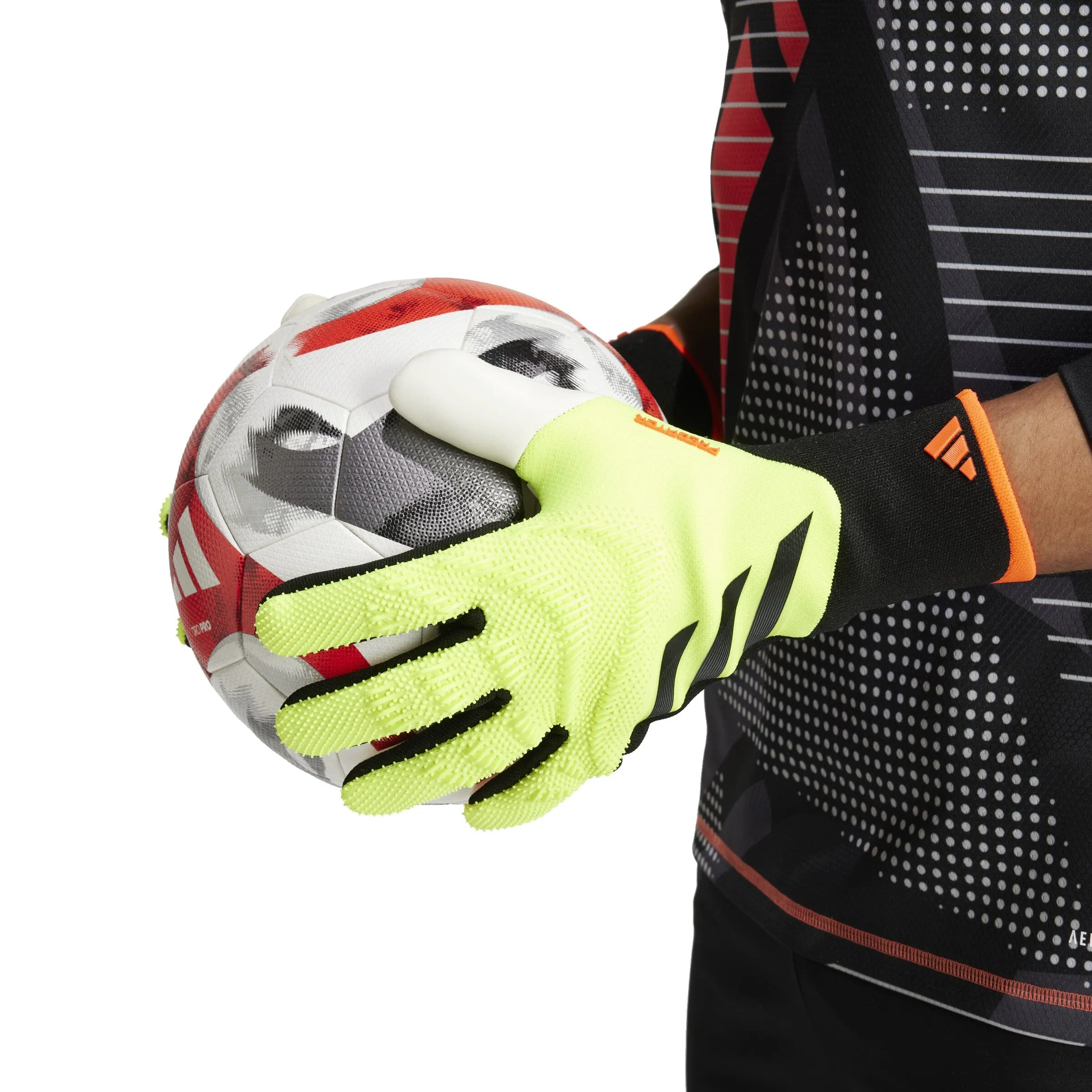 adidas Predator Pro Goalkeeper Gloves | IQ4032