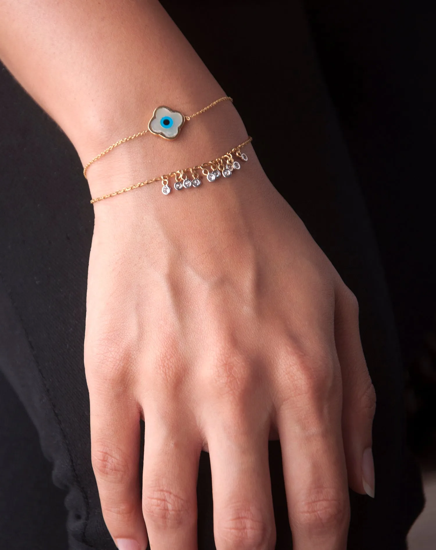 Clover Evil Eye with Dangling Diamonds Bracelet