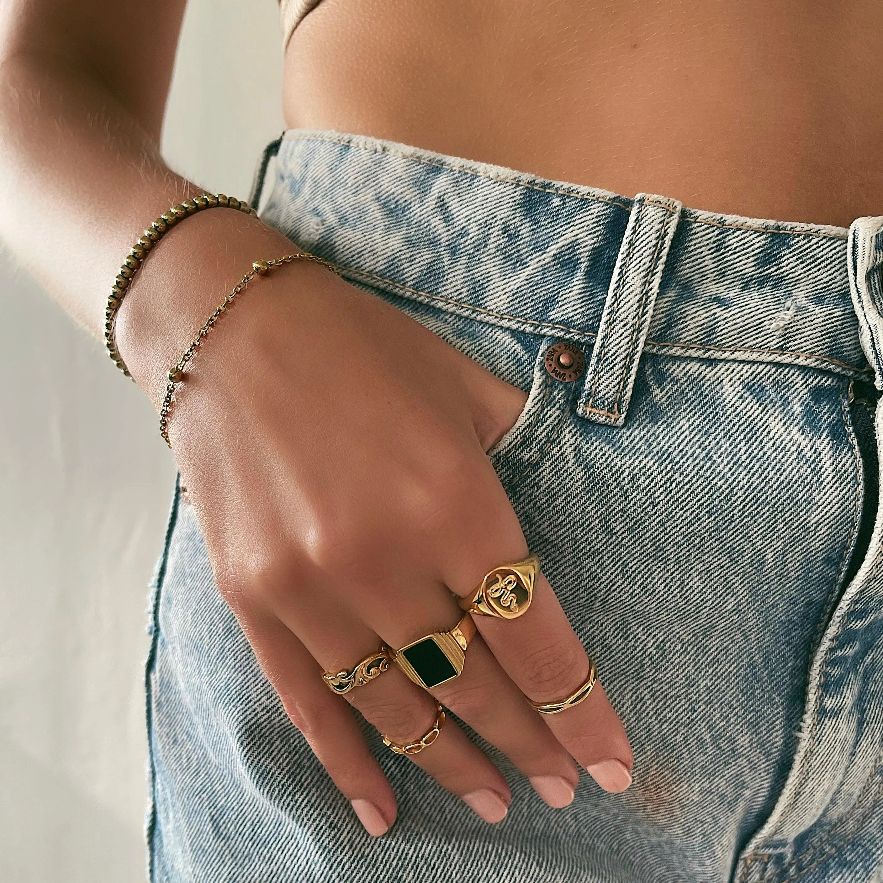 Dainty Ball Bracelet