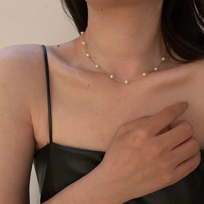 Elegant Allure Petite Pearls Choker