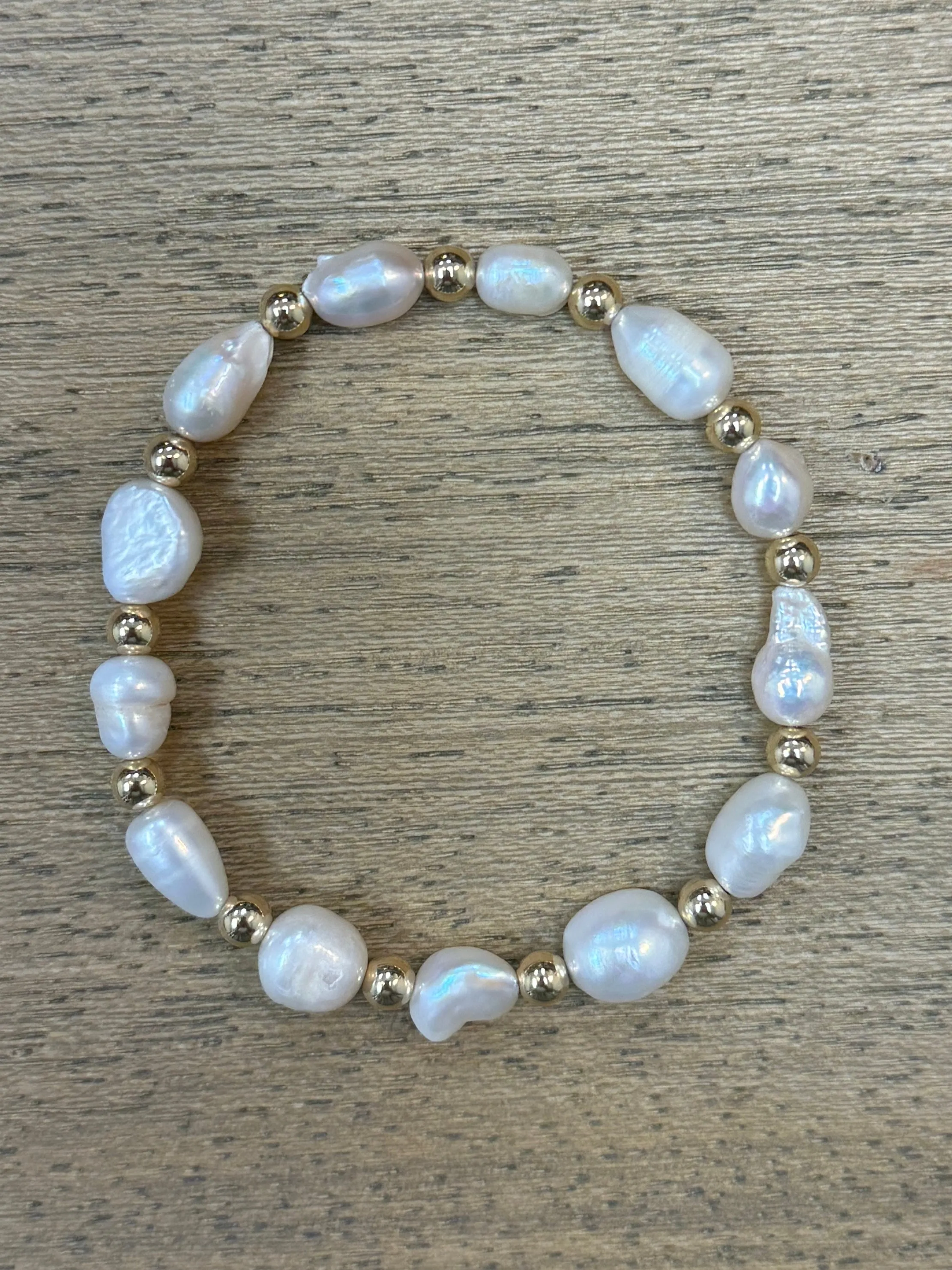 Ellie Pearl and Gold Bracelet