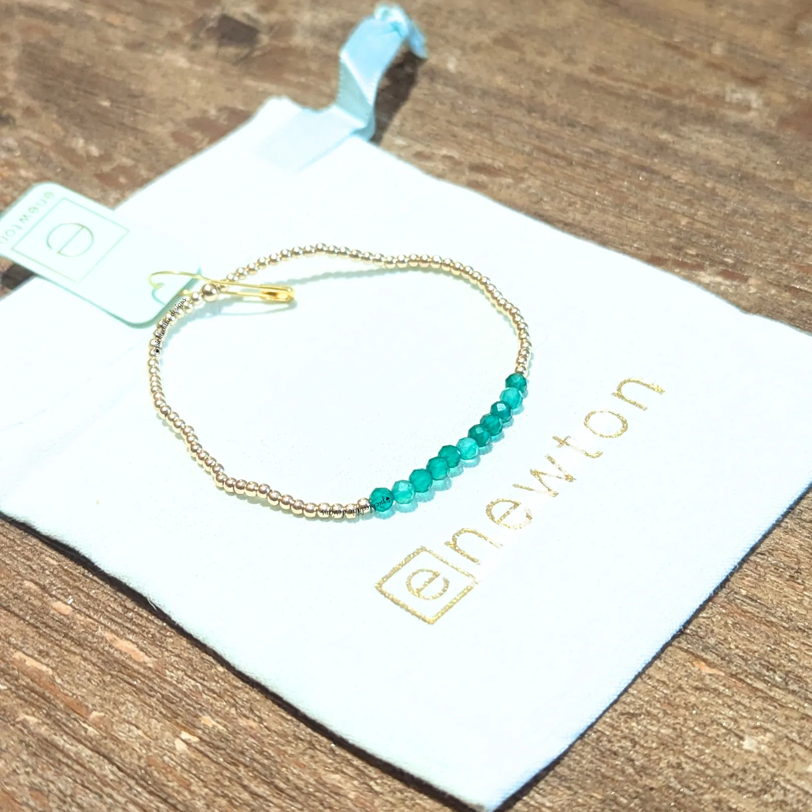 Gold Bliss 2mm Bracelet - Green Onyx