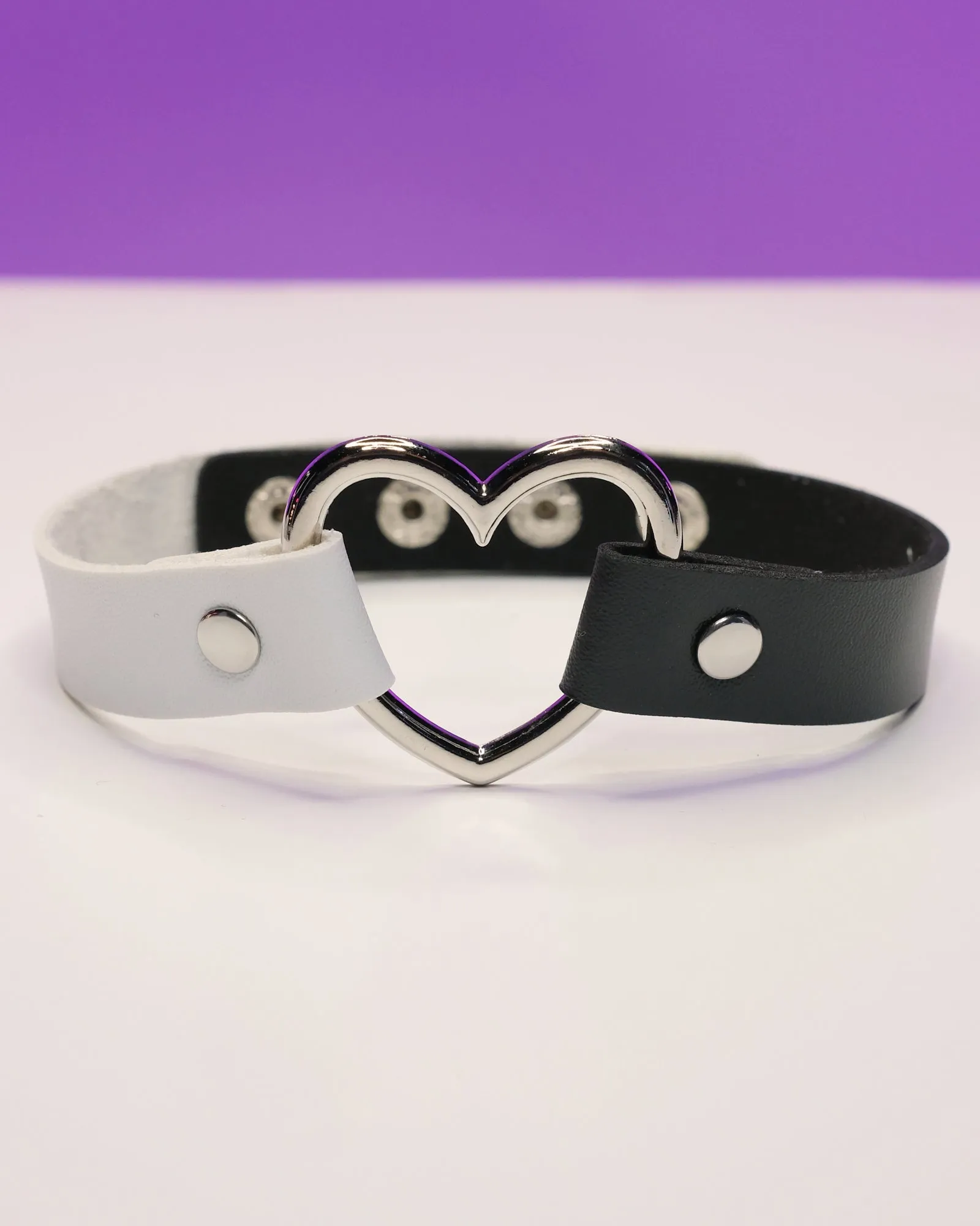 Heart Matte Choker