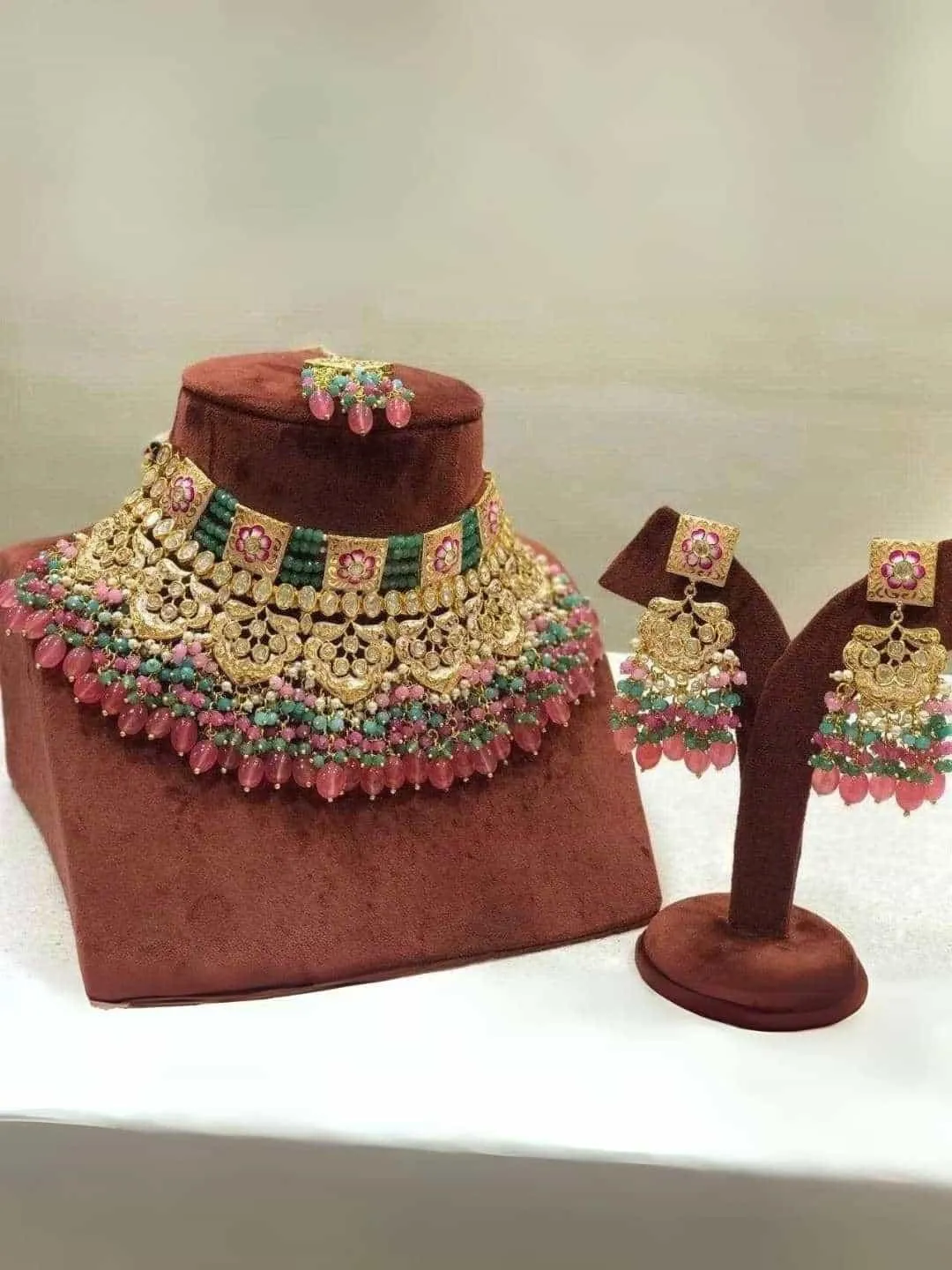 Ishhaara Bride In Layered Antique Bridal Set