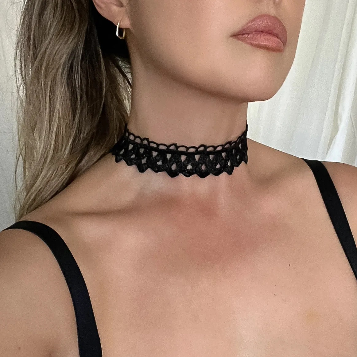 Kai Black Choker