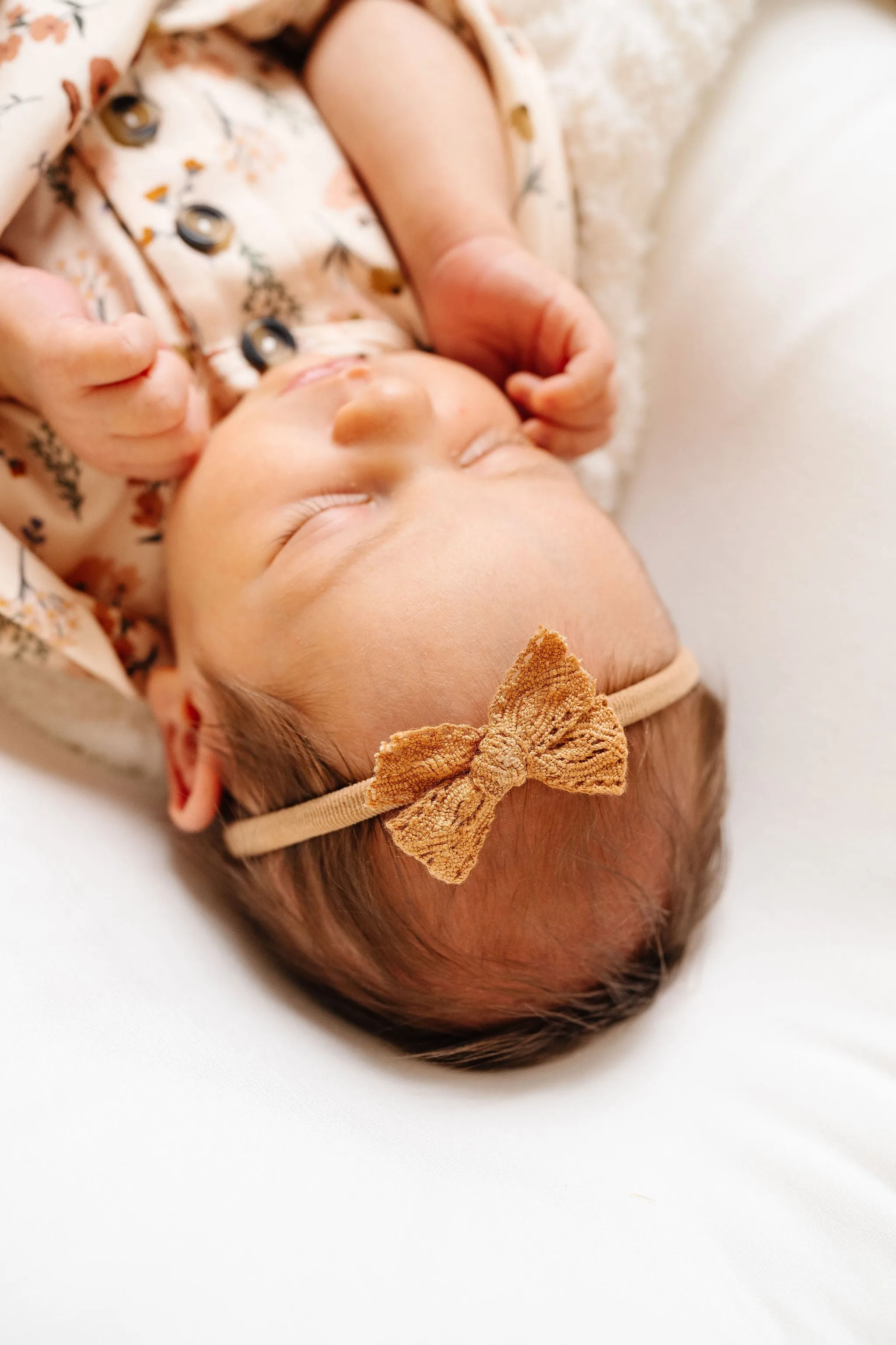 Lace Bow - Mini Cinnamon Headband