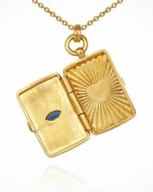 Meri Locket Necklace Gold