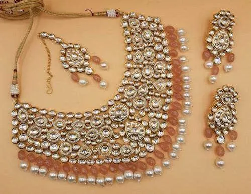 Multi Motif Ad Kundan Set