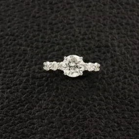 Round Diamond Engagement Ring