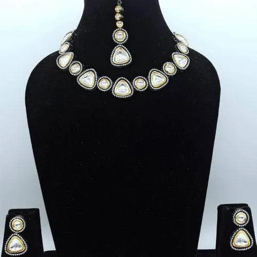 Simple Ad Kundan Dual Tonned Necklace Set