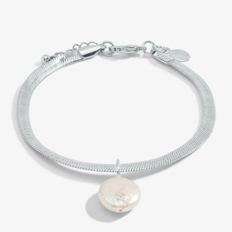 Solaria Coin Pearl Bracelet