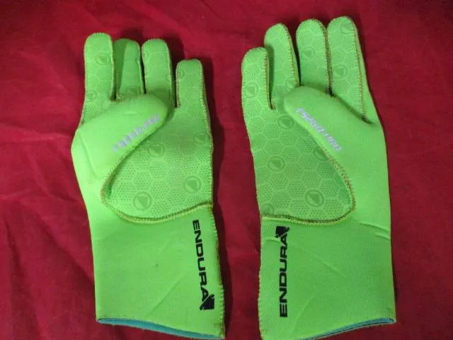 Used Endura FS260-Pro Cycling Gloves