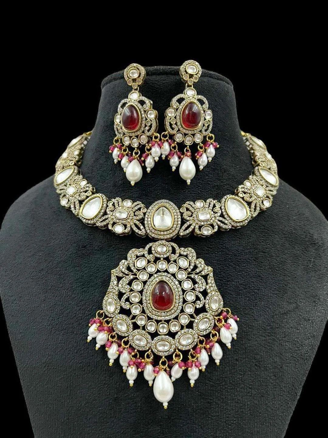 Victorian Necklace With Earrings