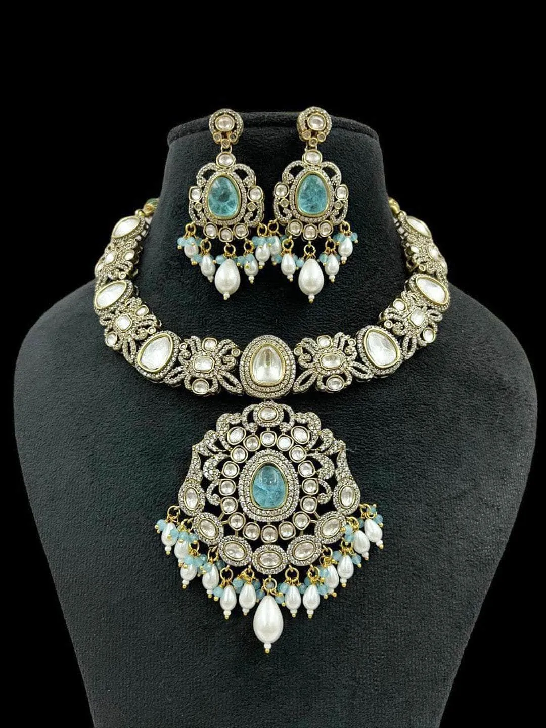 Victorian Necklace With Earrings