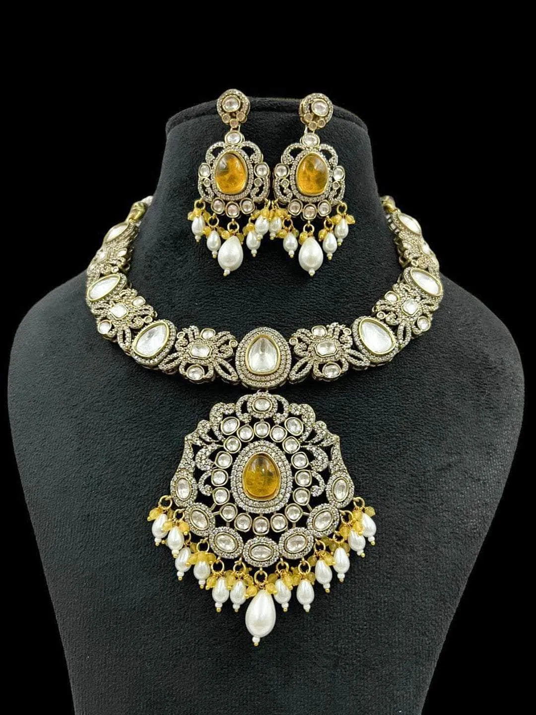 Victorian Necklace With Earrings