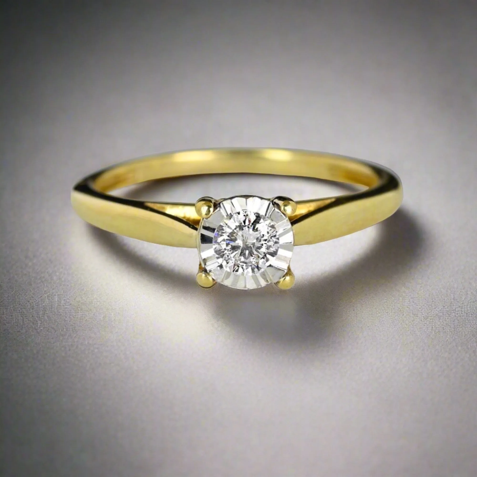 Vintage Estate Gold Diamond Solitaire Engagement Ring