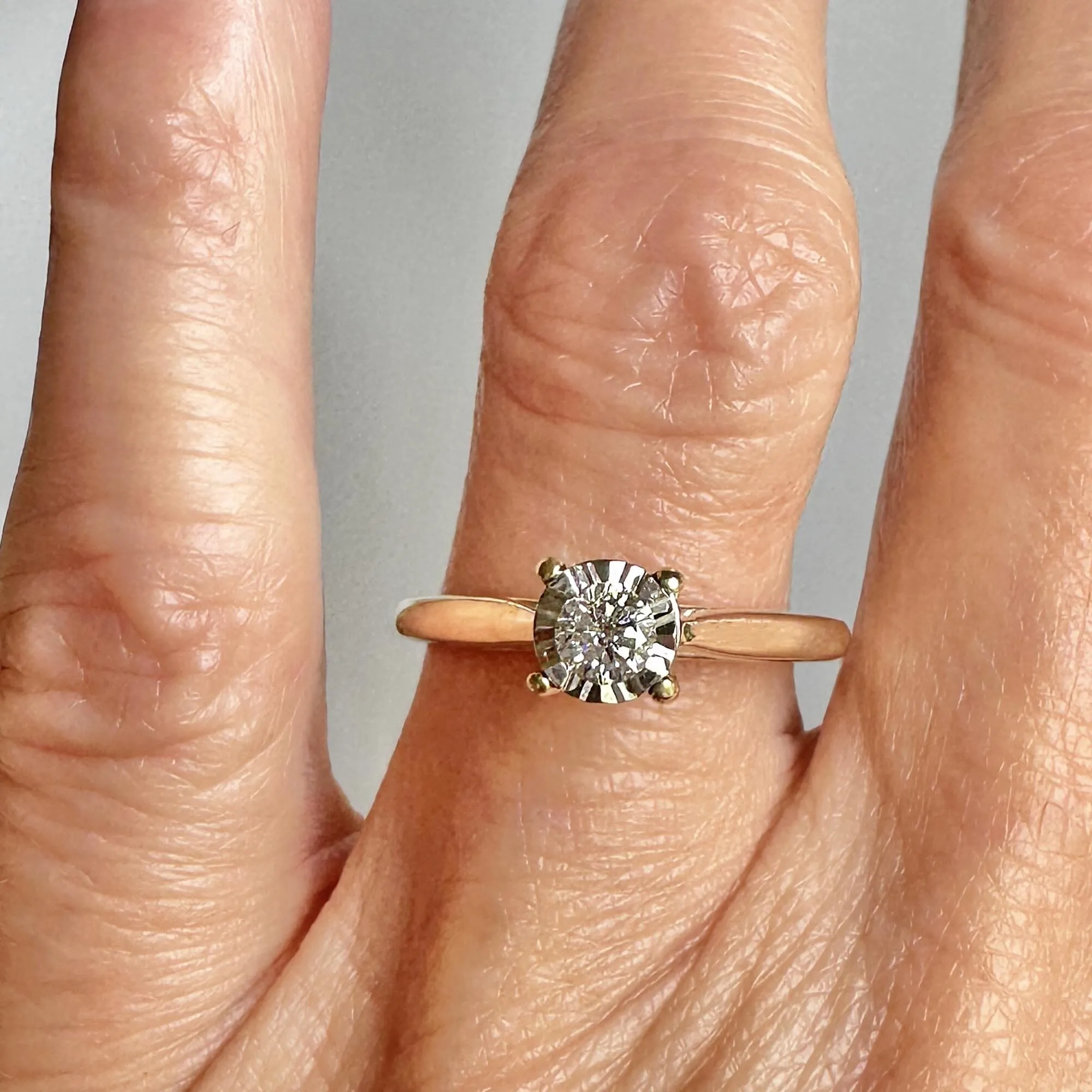 Vintage Estate Gold Diamond Solitaire Engagement Ring